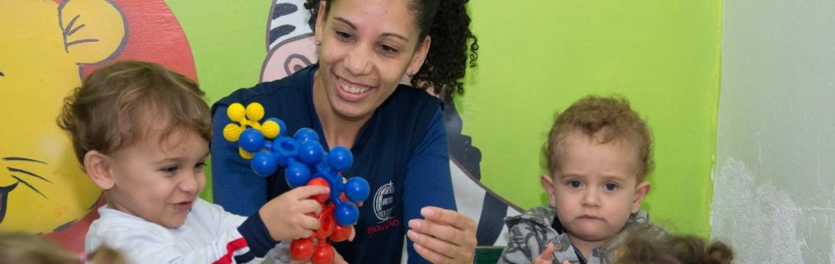 Escola infantil na vila zelina